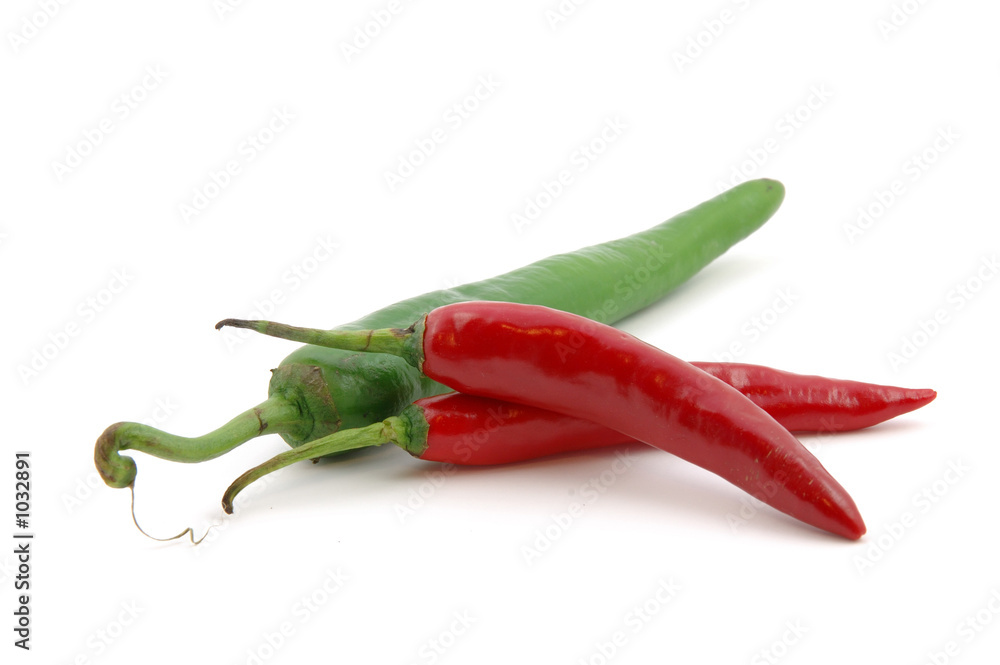 green and red hot chili peppers