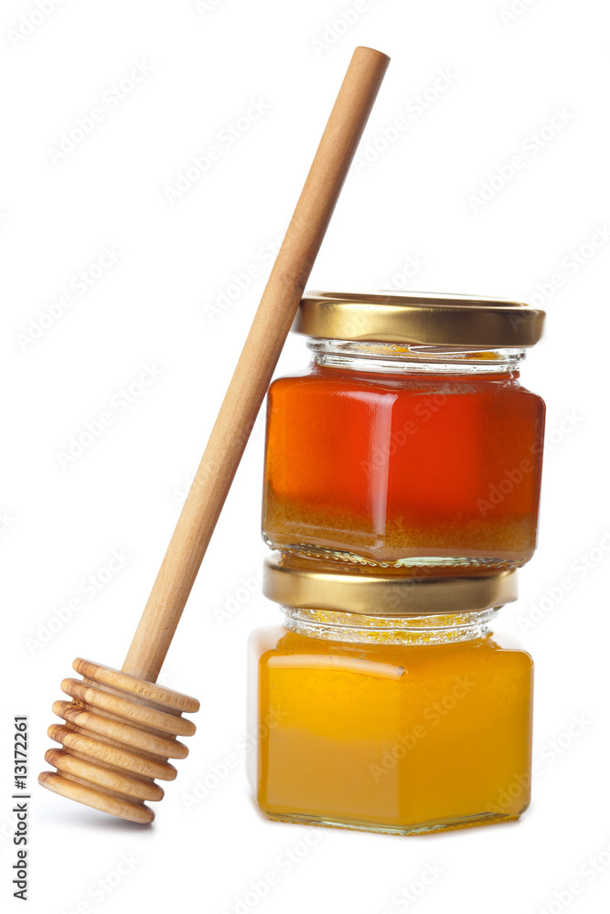 瓶装蜂蜜和木勺隔离