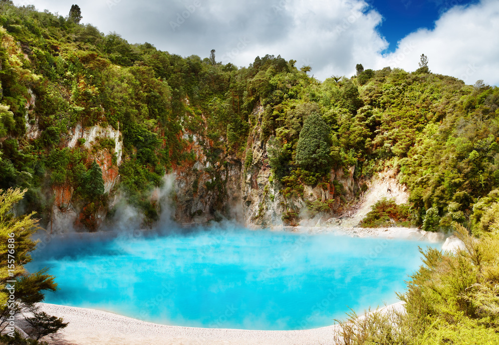 新西兰温泉