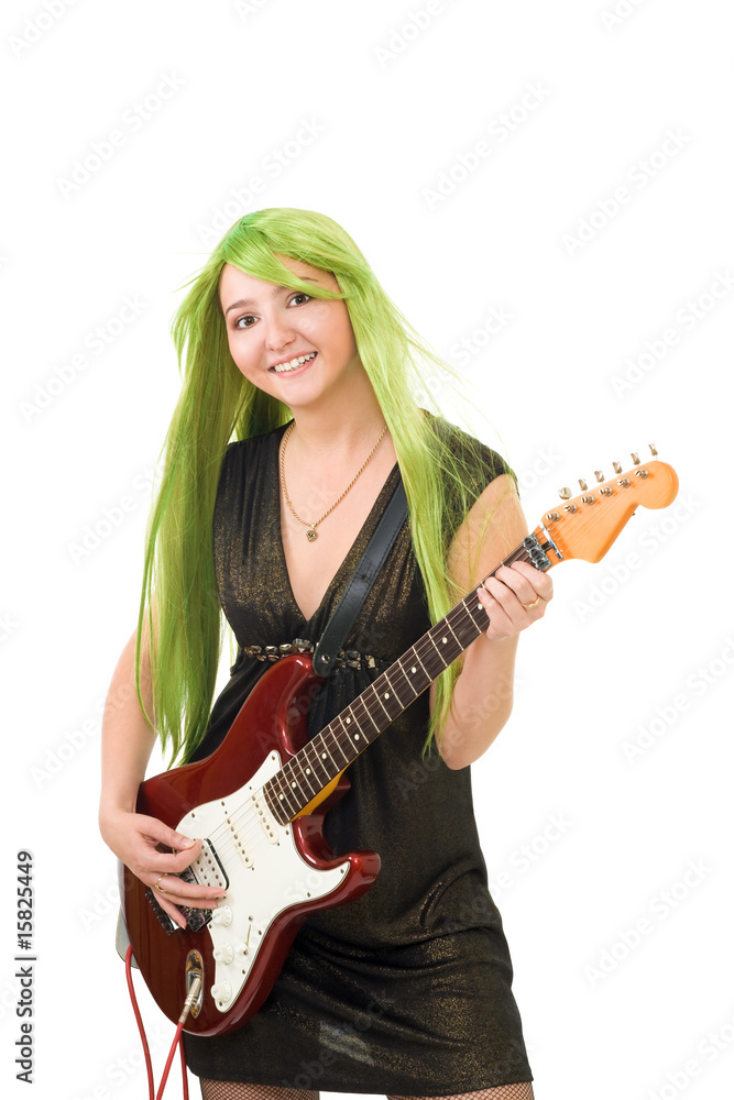 彩色头发的女人弹吉他