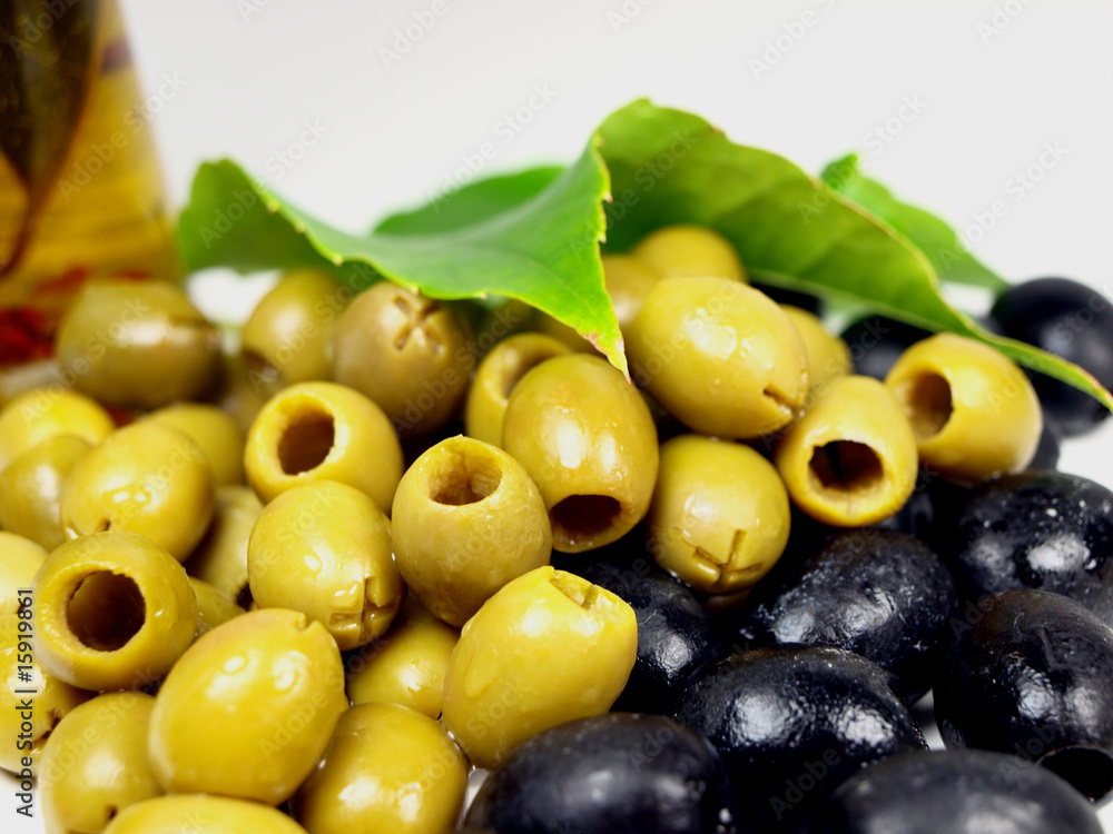 olives still life