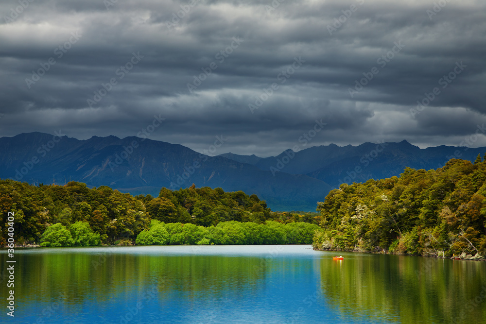 新西兰马纳普里湖