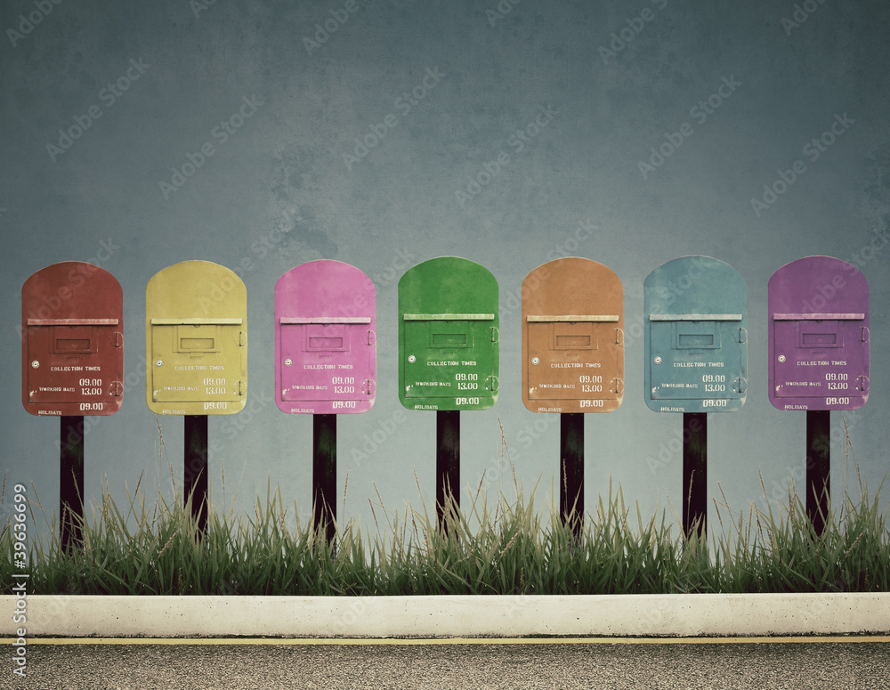 7 color postbox