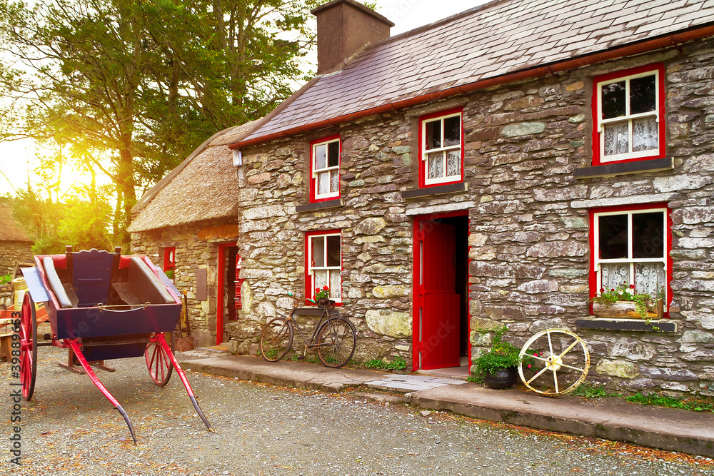 传统的爱尔兰小屋建筑