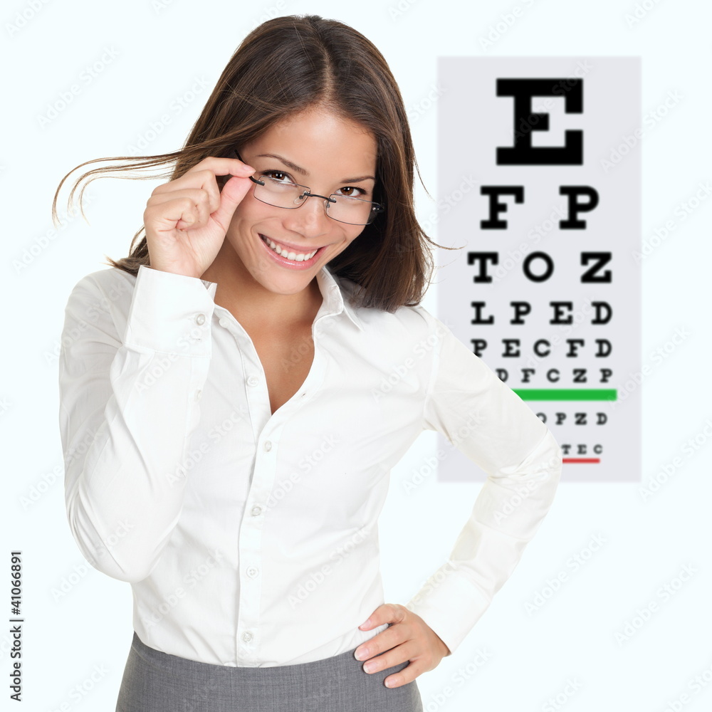 Optometrist / optician