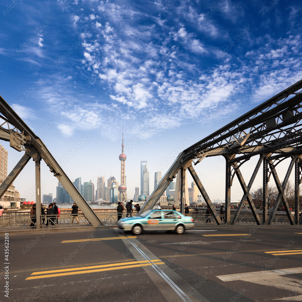 shanghai garden bridge with pudong skyline