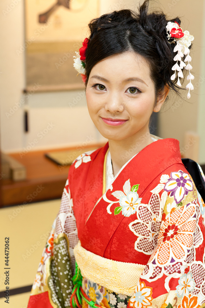 japanese kimono woman sitting on the room
