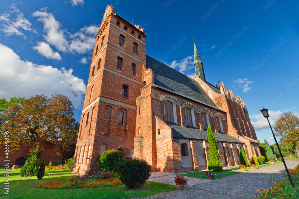 波兰斯维奇中世纪法拉教堂