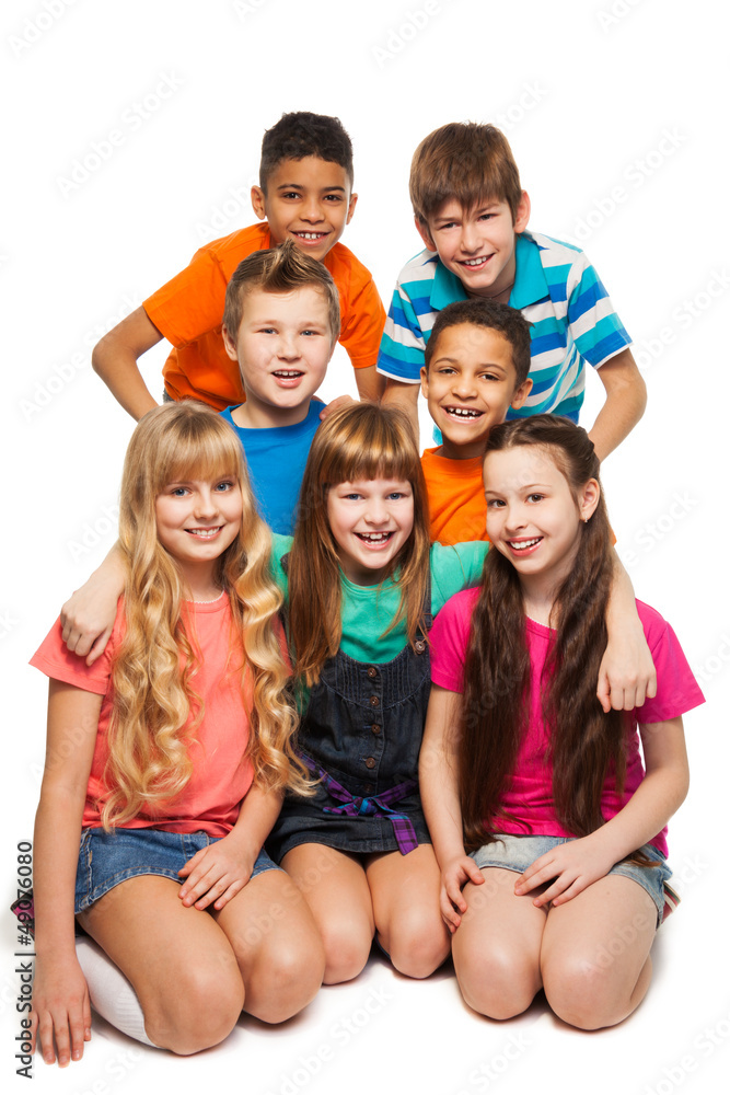 Group of 7 kids together