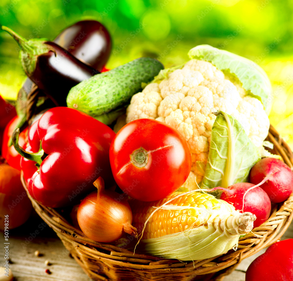 健康有机蔬菜。生物食品