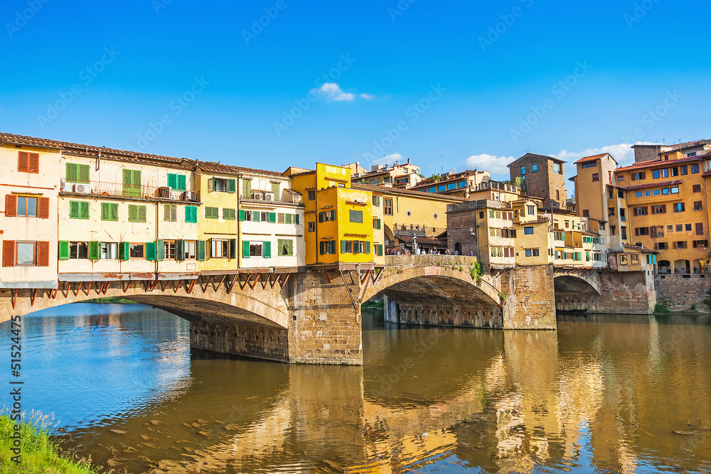 意大利佛罗伦萨的韦基奥桥与阿诺河