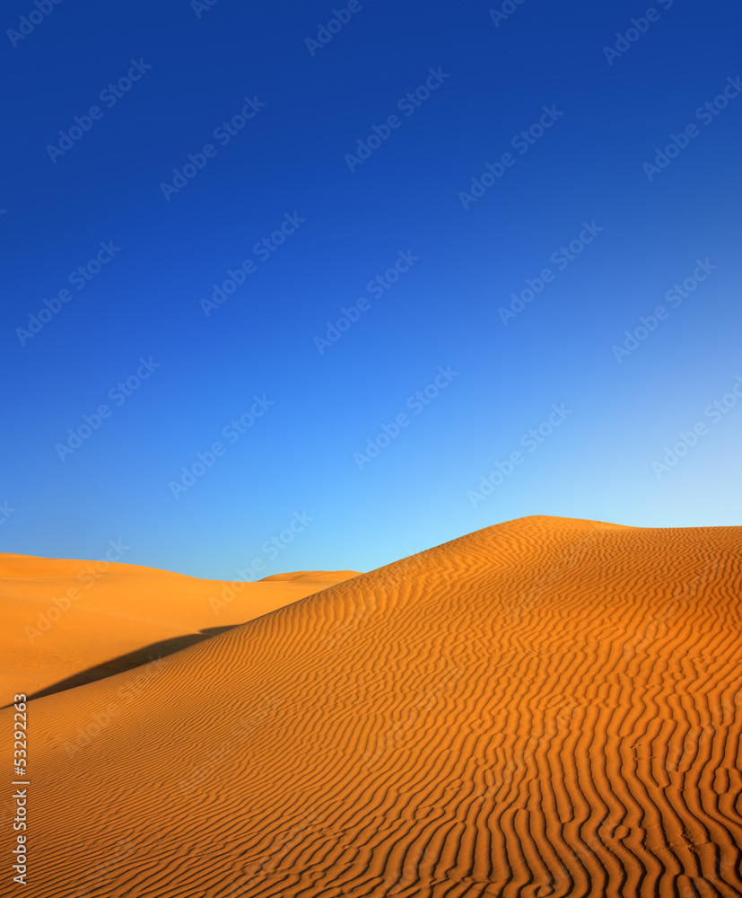 黄昏沙漠