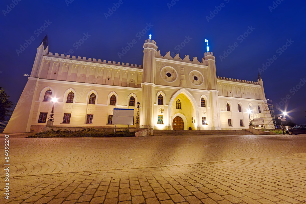 波兰卢布林夜晚的中世纪皇家城堡