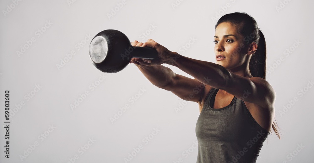 女性用水壶铃声锻炼-Crossfit锻炼