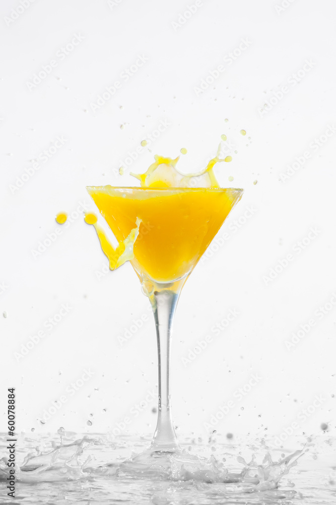 橙色鸡尾酒