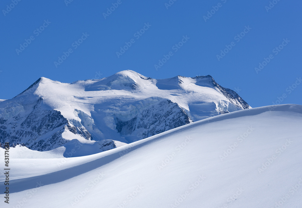 Schneewehe Bernina
