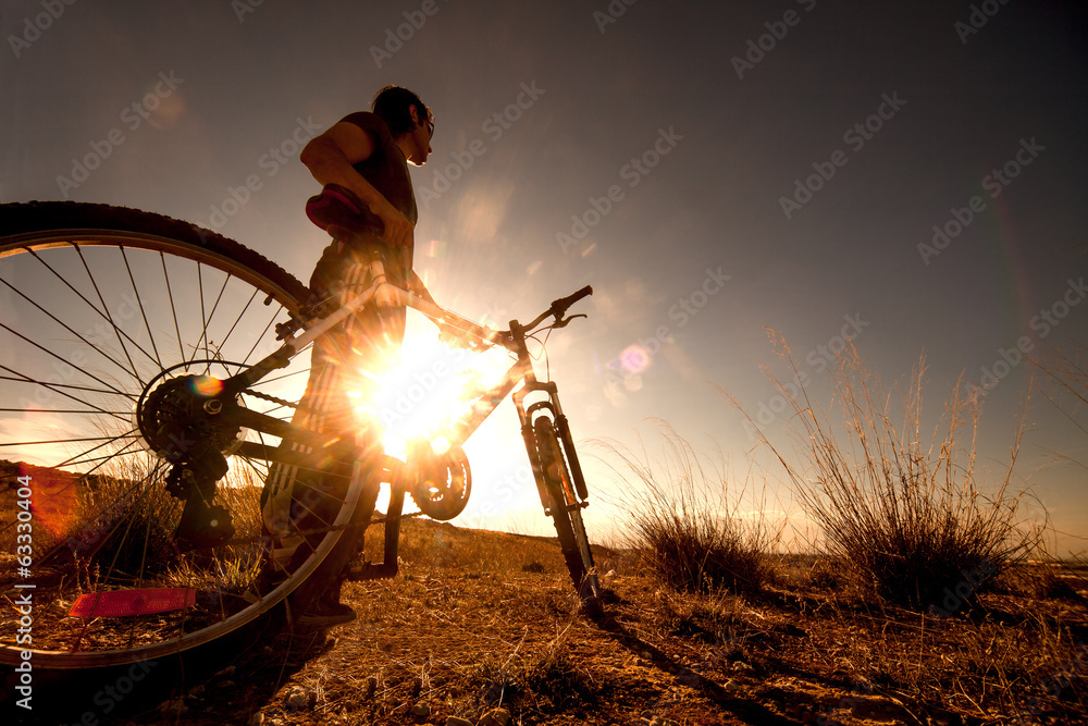 Bicicleta和驱逐自由。