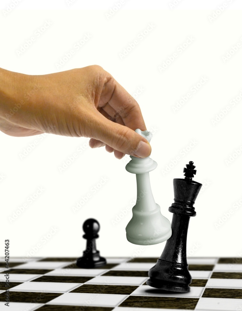 国际象棋跳棋伙伴向国王移动