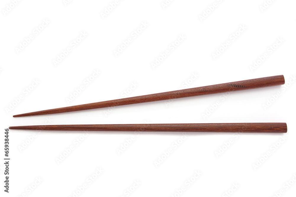 棕色木筷子，白色隔离