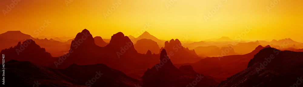 撒哈拉沙漠的日出