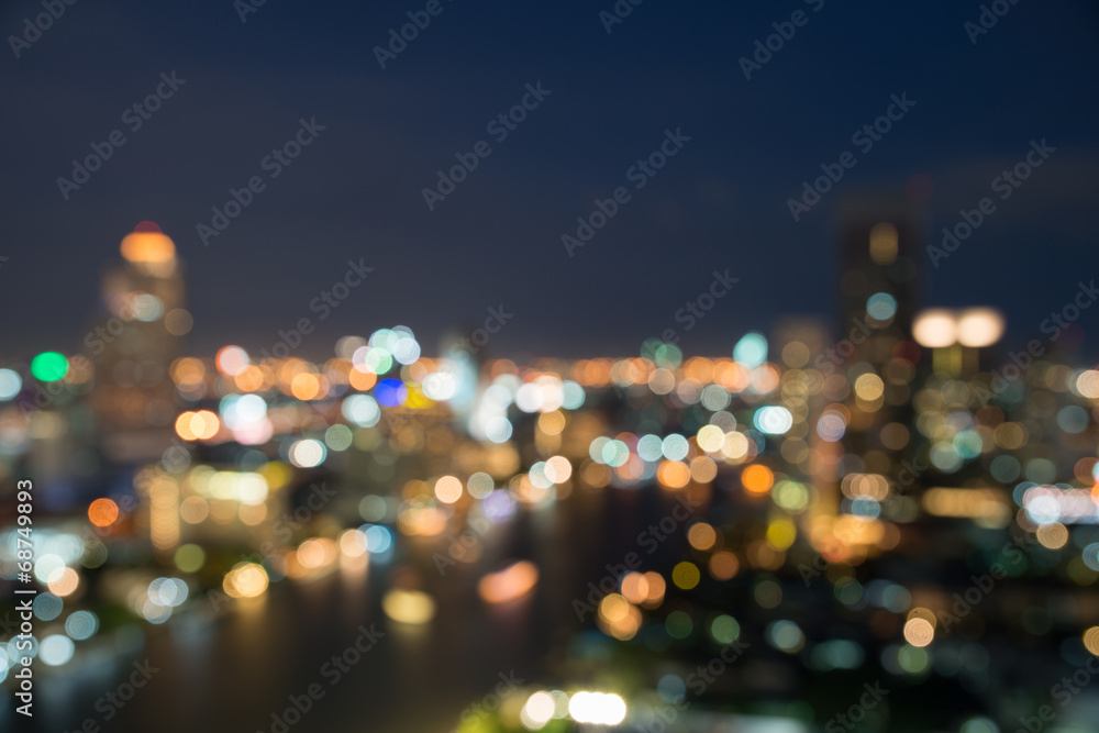 黄昏时分的曼谷城市景观，模糊的照片背景