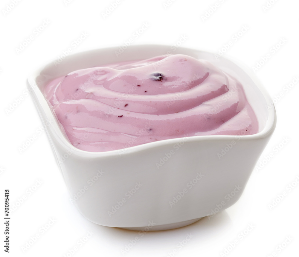 一碗粉红色蓝莓酸奶