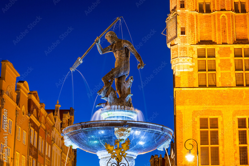 波兰格但斯克老城的海王星喷泉