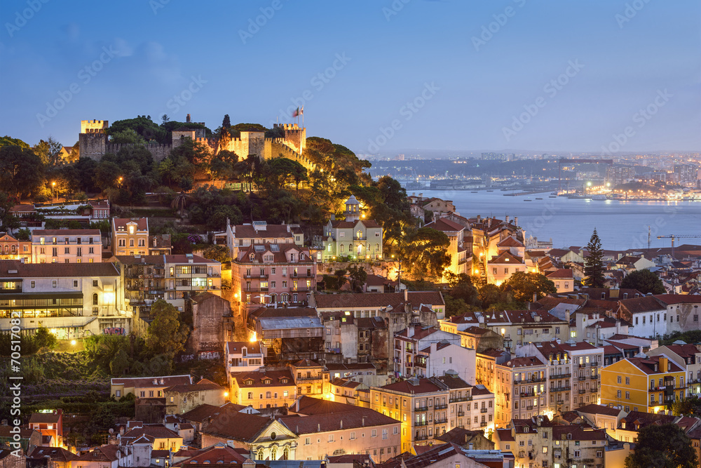 里斯本，葡萄牙天际线和城堡