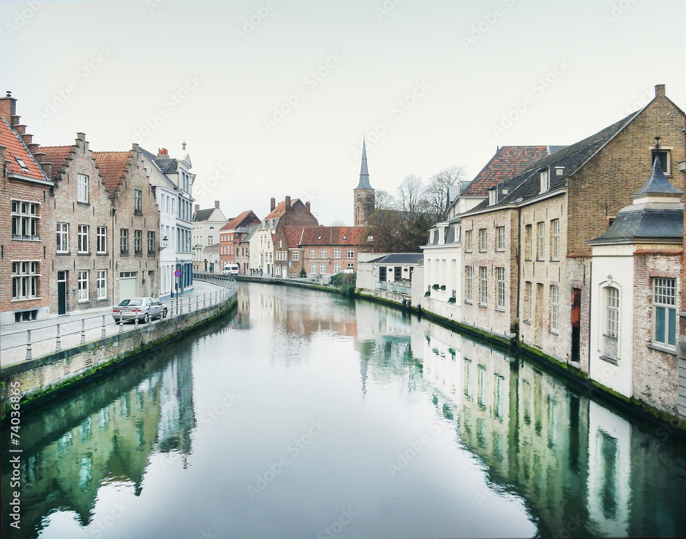 比利时布鲁日的中世纪通道