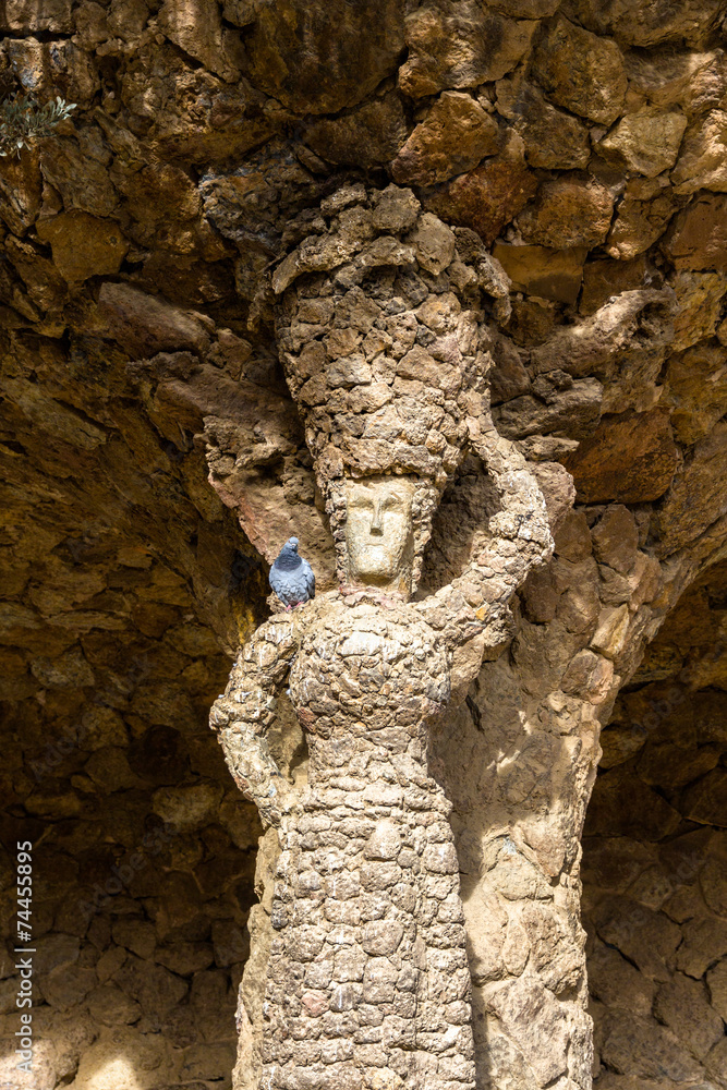 Guell公园的雕像-西班牙巴塞罗那