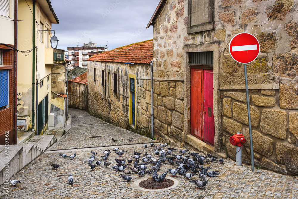 葡萄牙维拉诺瓦·德盖亚鸽子巷
