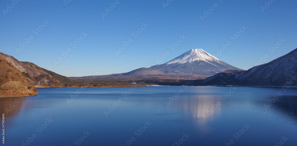 摩托湖冬季富士山
