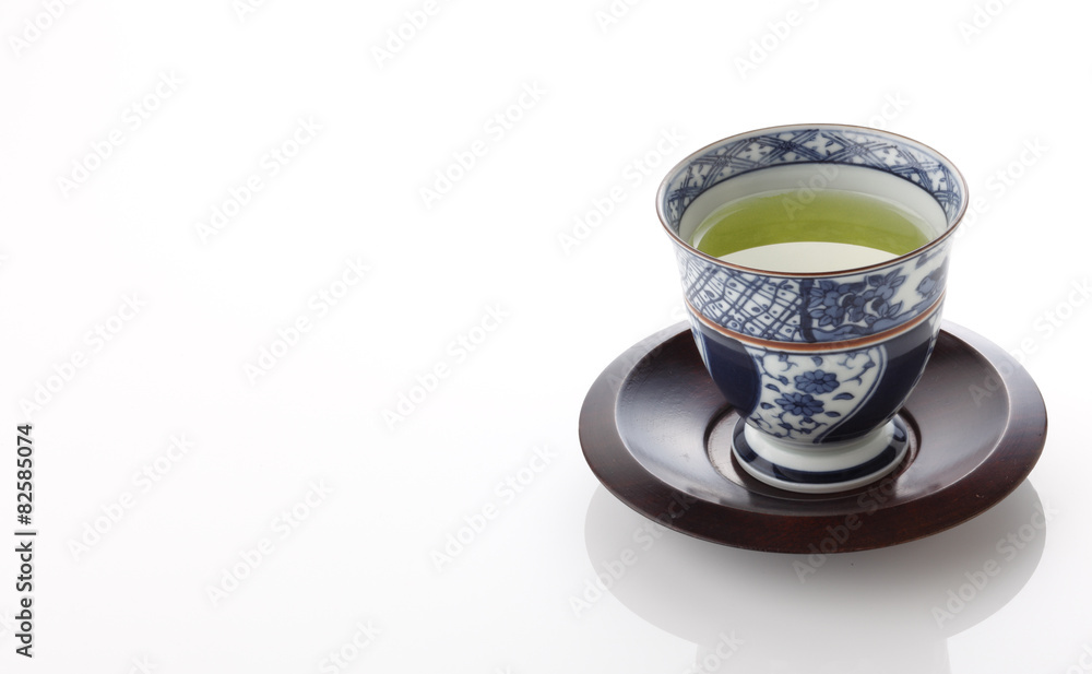 瓷杯日本绿茶