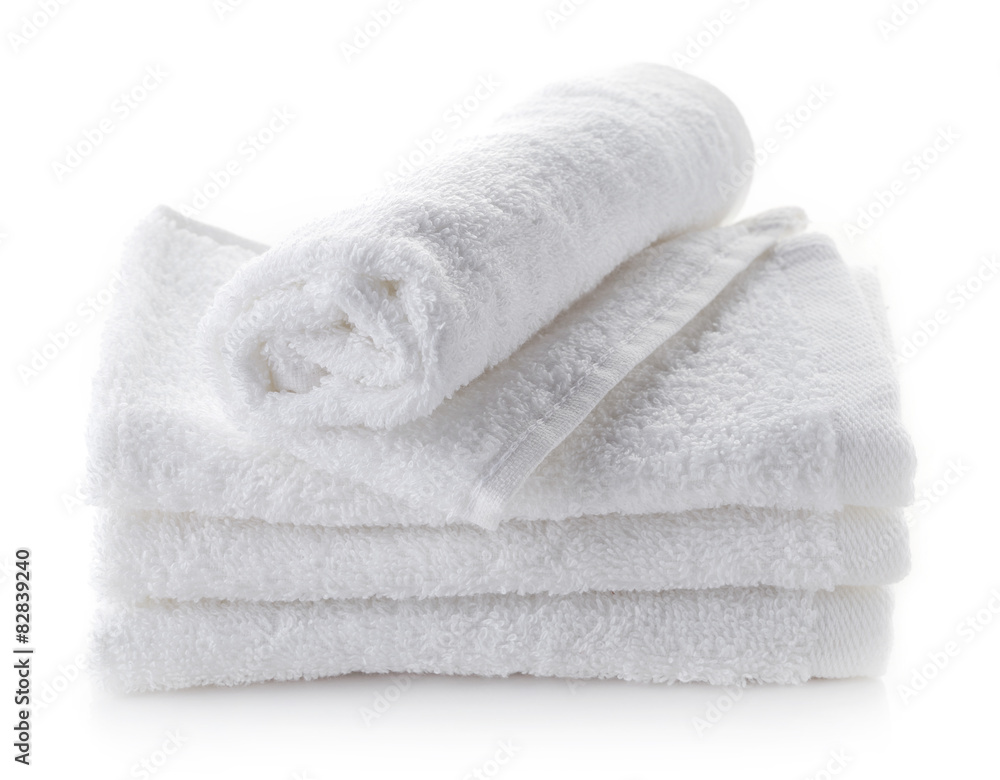 一叠白色水疗毛巾