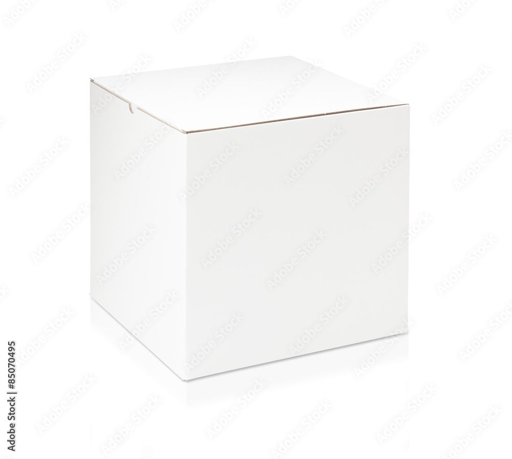 白い箱/段ボールで出来ている白い箱