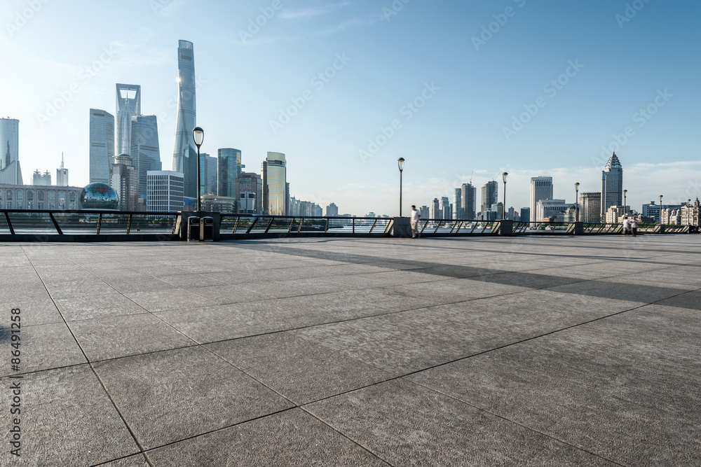 上海全景天际线，空荡荡的街道楼层