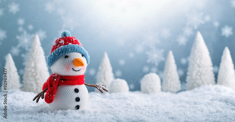 雪人和圣诞装饰品