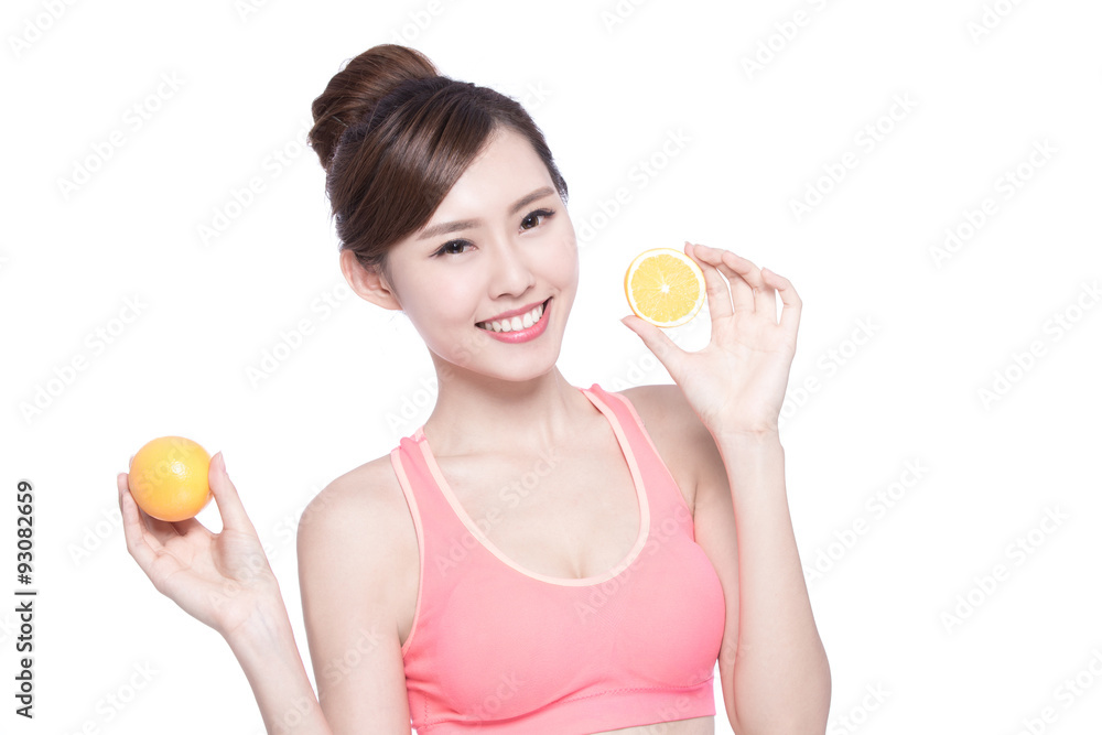 女性展示橙色有益健康