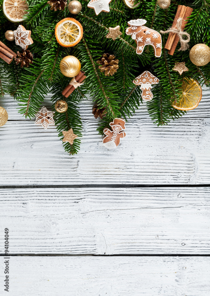 木板装饰圣诞枞树