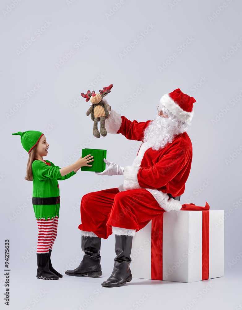 圣诞老人和小女孩