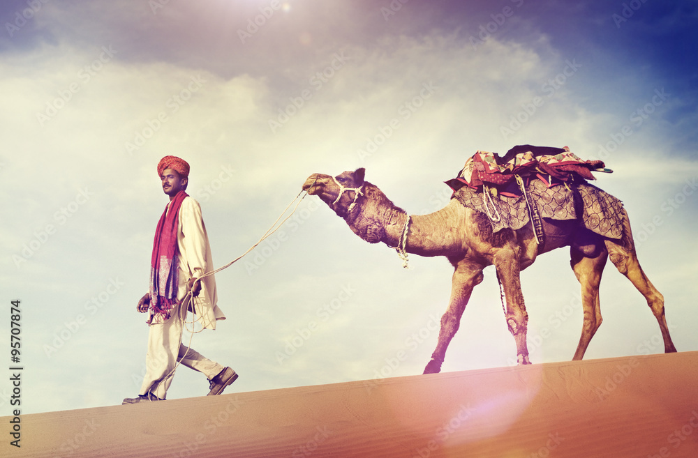 印度人骆驼沙漠旅游概念