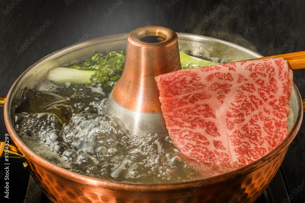 高級和牛でしゃぶしゃぶ　 Shabu-shabu Japanese slice beef