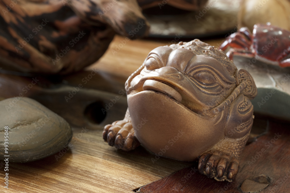 陶蟾蜍，象征财富的中国传统装饰品