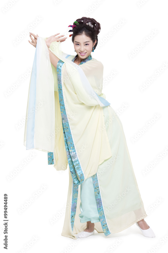 中国传统服饰舞蹈中的年轻女子