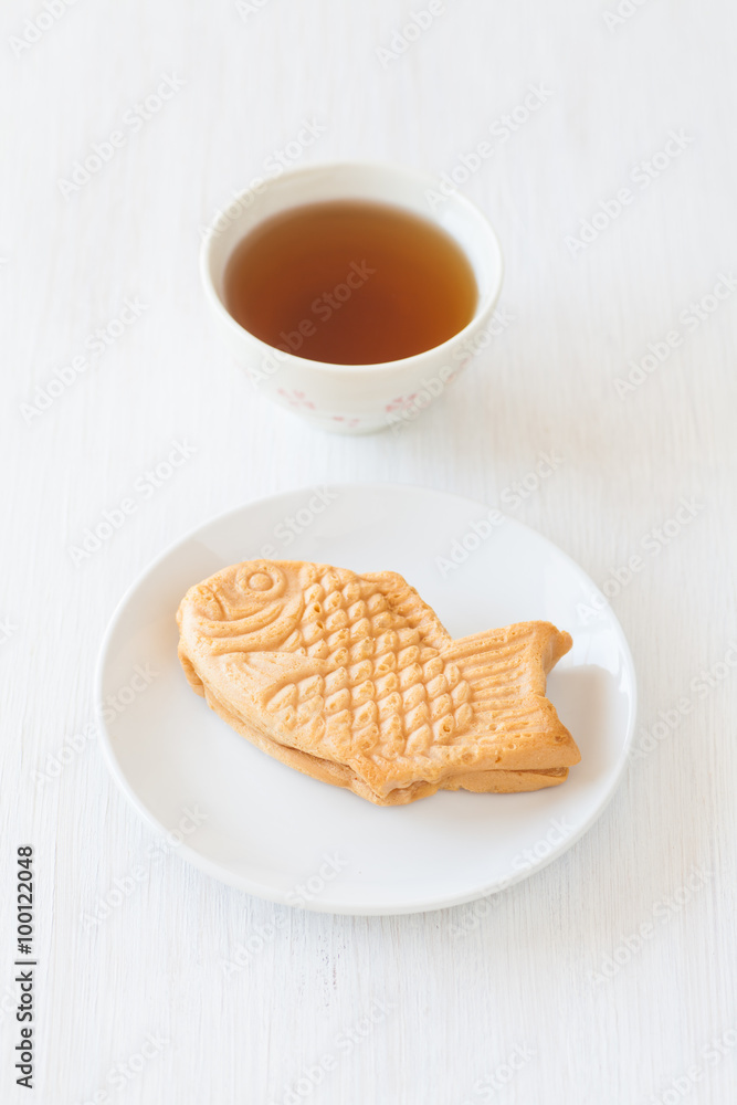 Taiyaki，用普通煎饼或华夫饼面糊制作的日本鱼形蛋糕