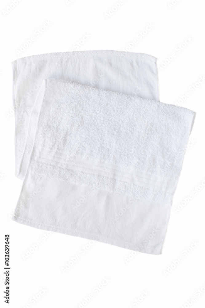 白色背景隔离的白色清洁毛巾