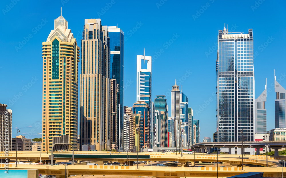 阿联酋迪拜市中心摩天大楼景观