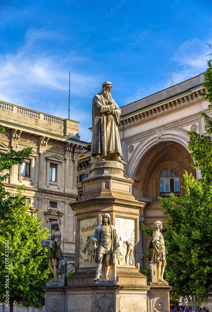 列奥纳多·达·芬奇在米兰的纪念碑
