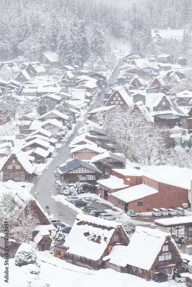 世界遗产白川村，冬天有雪