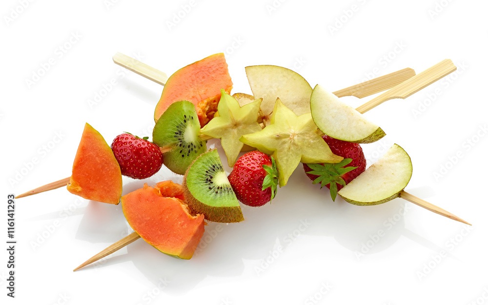 新鲜浆果和水果串